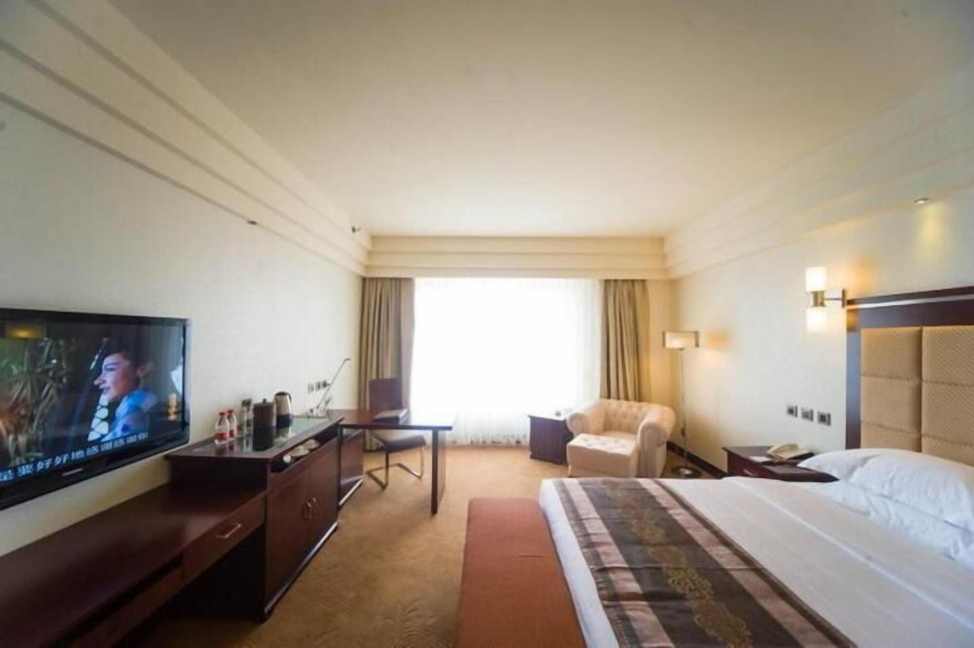 Ramada Chengdu North Hotel Eksteriør billede